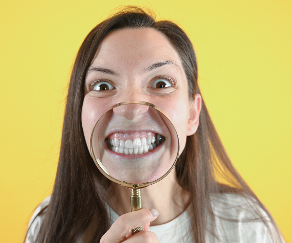 CROOKED TEETH